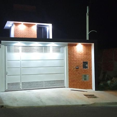 Villa Linda Casa Moderna E Ampla Presidente Prudente Exterior foto